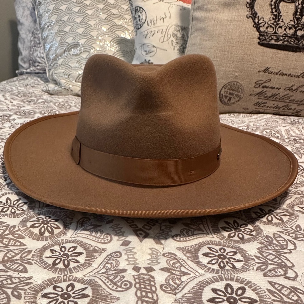 Gigi Pip Hat